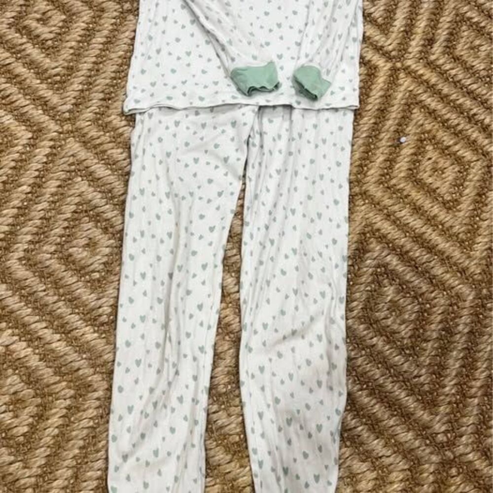 Kid’s Lake Pajamas- size 12 - mint hearts